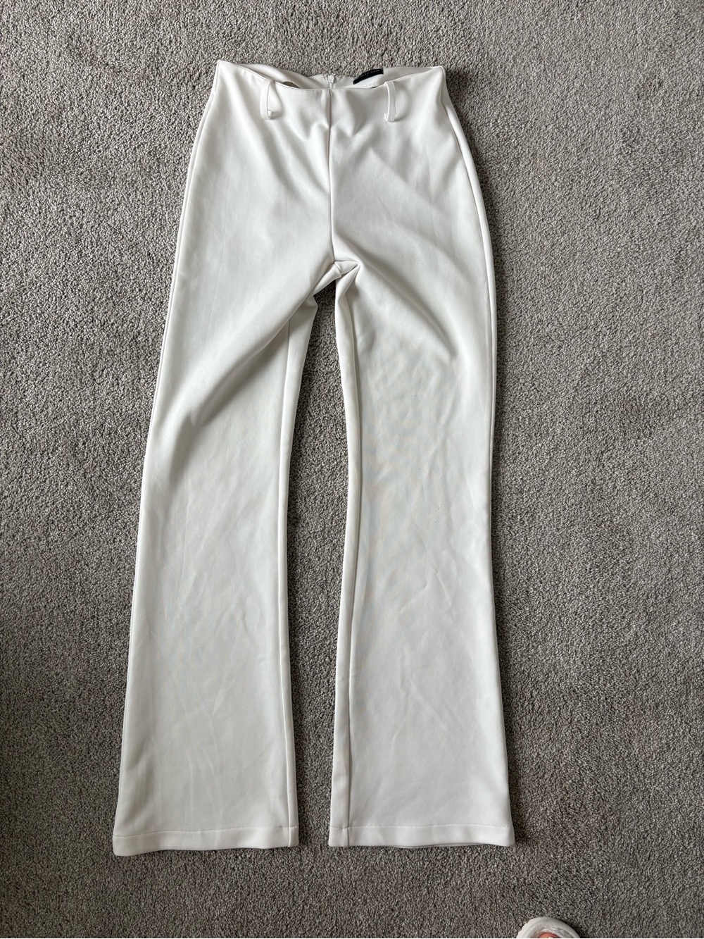 White fox straight leg pant Size S